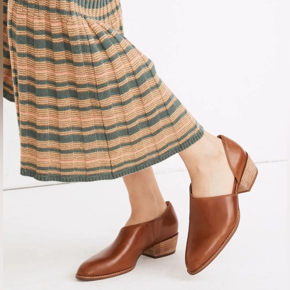 Madewell Shoes - Madewell The Lucie Shoe in Leather Tan Size 7 Slip On